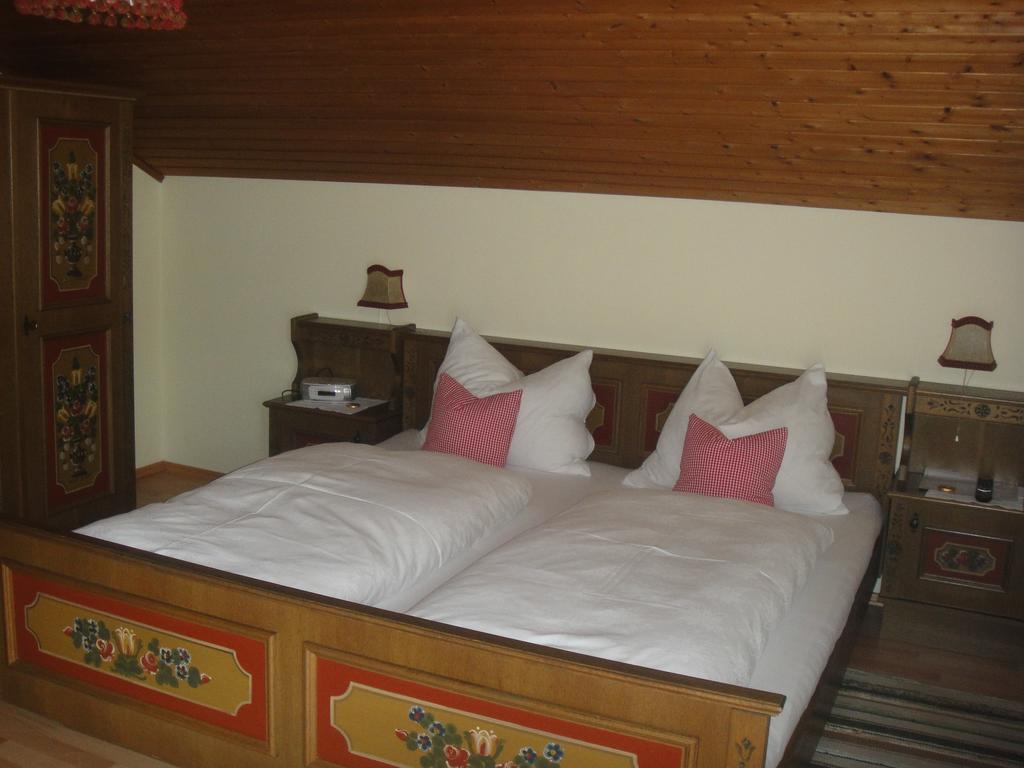 Ferienwohnung Haus Lehen Sankt Koloman Chambre photo